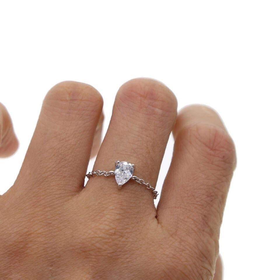 Solitaire Crystal Sterling Silver Chain Ring (Adjustable) - Étoiles Jewelry