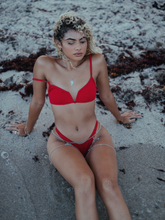 Load image into Gallery viewer, Angelíc Crystal Thigh Garter - Étoiles Jewelry