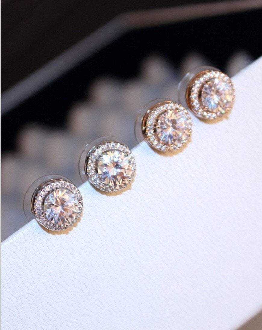 Simplicity Halo Crystal Earrings - Étoiles Jewelry