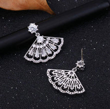 Load image into Gallery viewer, Flamencó Fan-Shaped Sterling Silver Drop Earrings - Étoiles Jewelry
