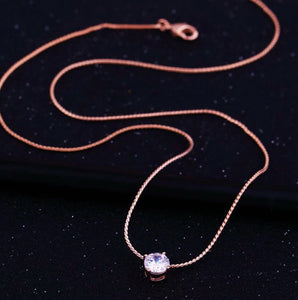 Essential Rose Gold Crystal Necklace - Étoiles Jewelry